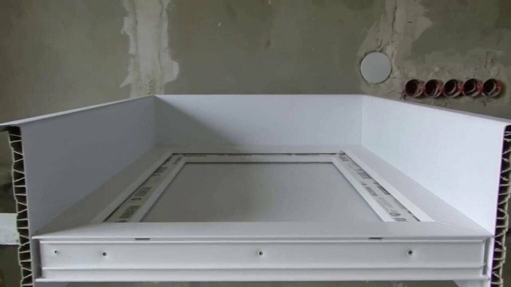 Пластиковые откосы лучше покупать при заказе люка Пластиковые откосы лучше покупать при заказе люка
